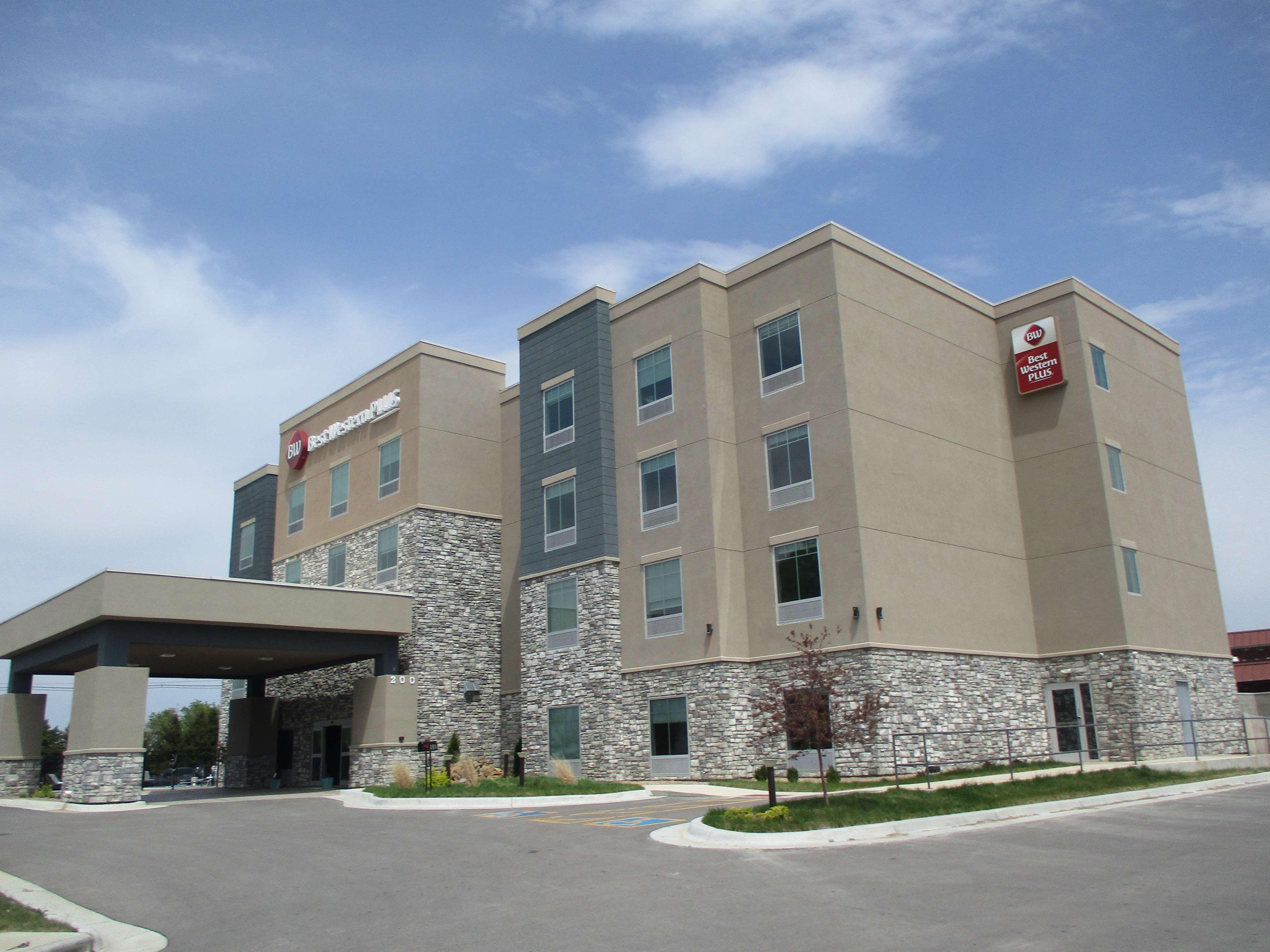 เบสต์ เวสเทิร์น พลัส แม็กเฟอร์สัน Hotel McPherson ภายนอก รูปภาพ
